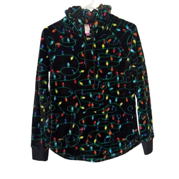 No Boundaries Christmas Theme Sherpa Hooded Sweatshirt Size Small (3/5) - Picture 1 of 4